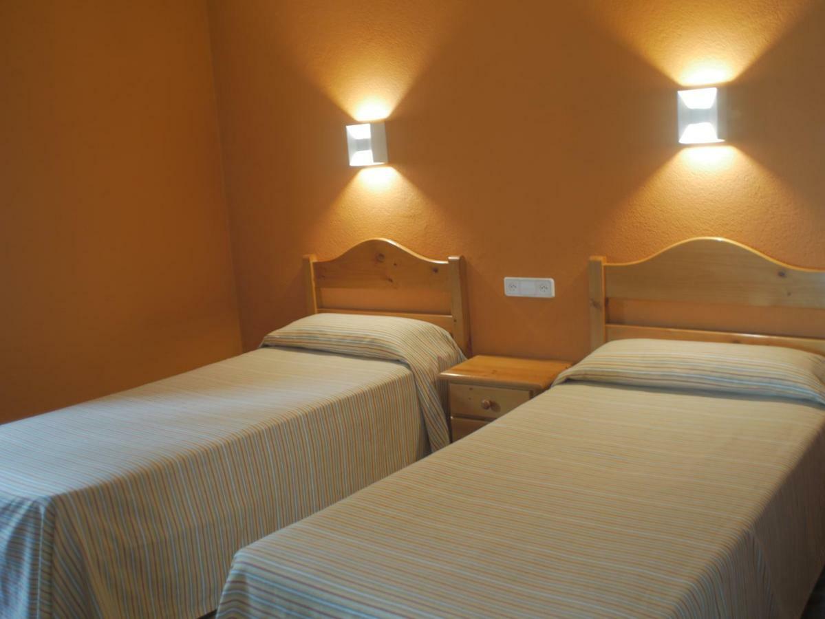 Apartamento Mas Puig Roig Llaviá Exterior foto
